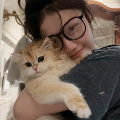 躲在阁楼的安妮·法兰克
